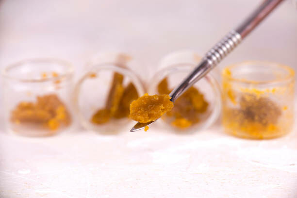 Cannabis shatter online in Canada | Buy My Weed Online Canada